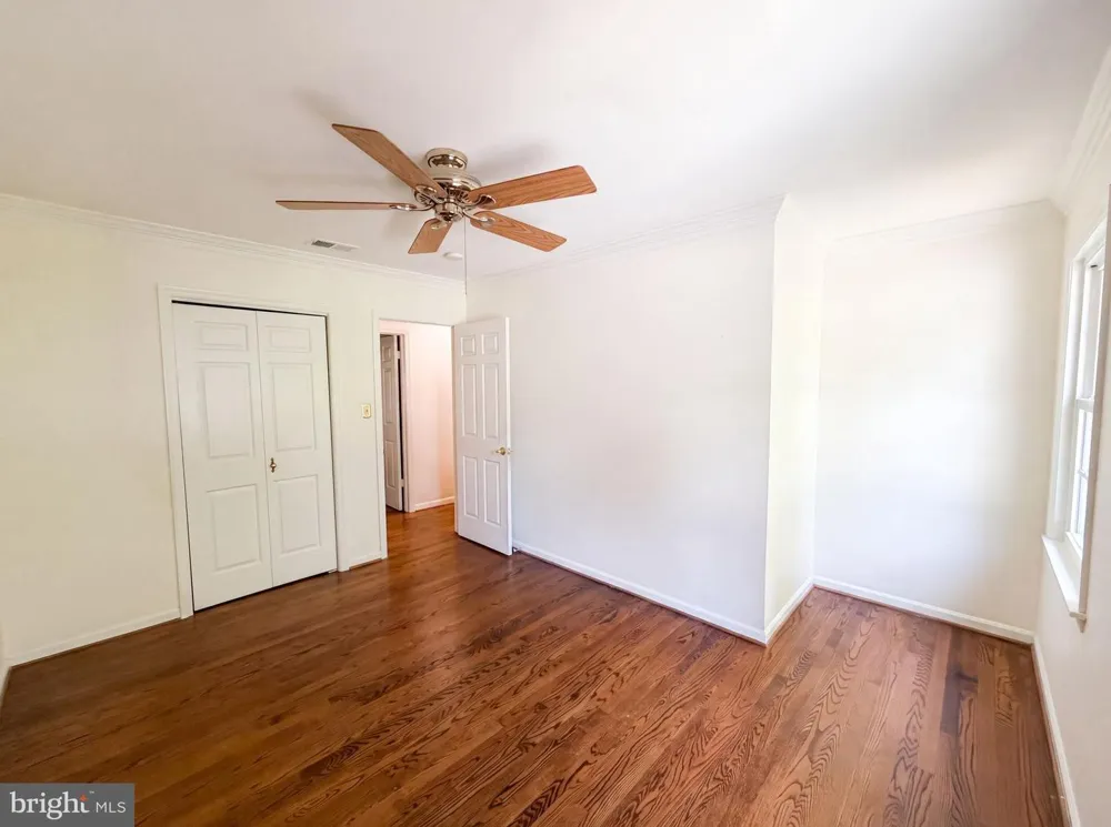 4819 POWELL ROAD Fairfax, VA 22032