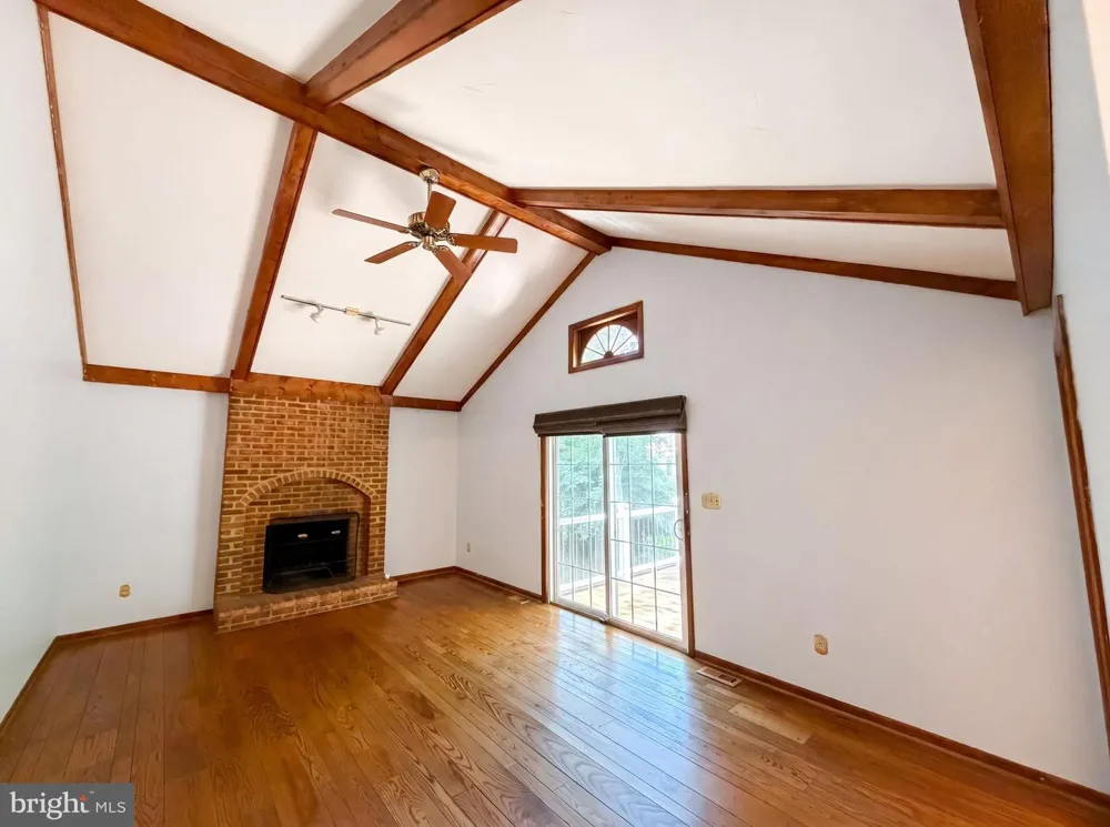 4819 POWELL ROAD Fairfax, VA 22032