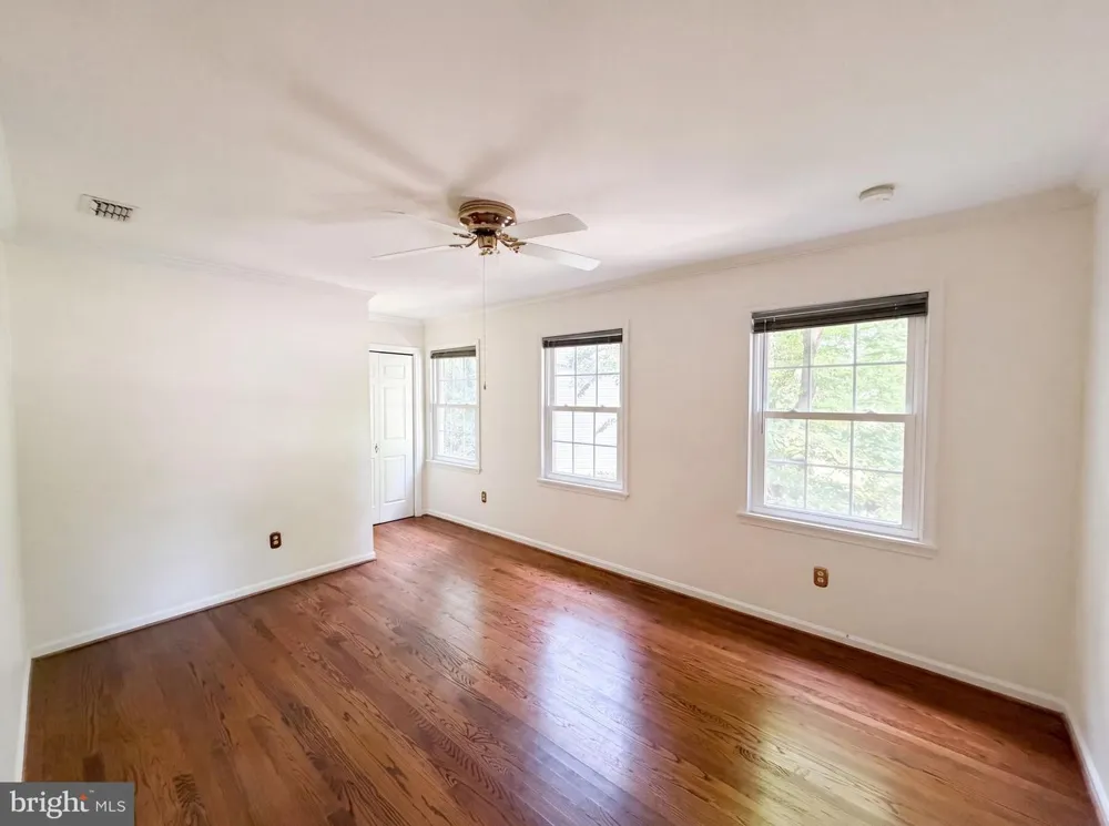 4819 POWELL ROAD Fairfax, VA 22032