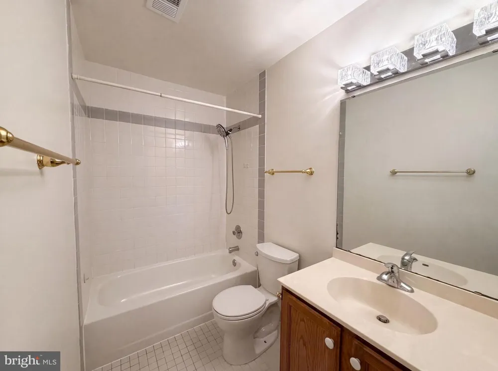 4819 POWELL ROAD Fairfax, VA 22032