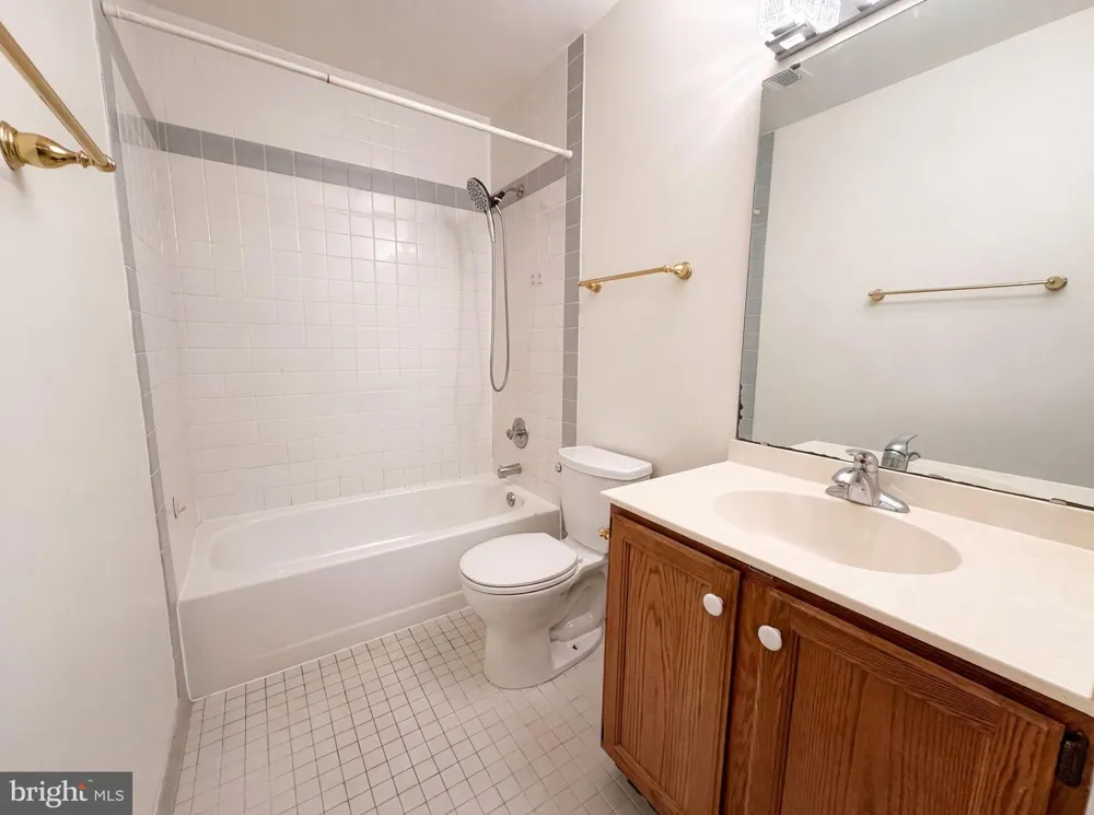 4819 POWELL ROAD Fairfax, VA 22032