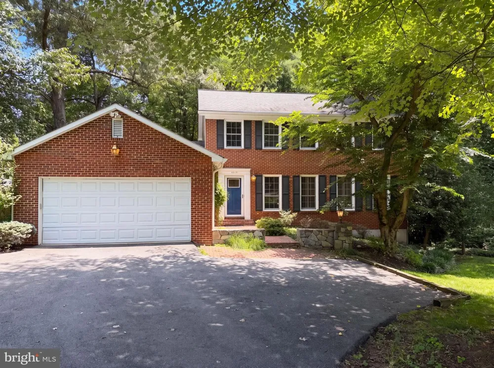 4819 POWELL ROAD Fairfax, VA 22032