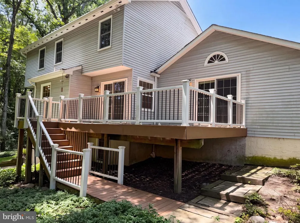 4819 POWELL ROAD Fairfax, VA 22032