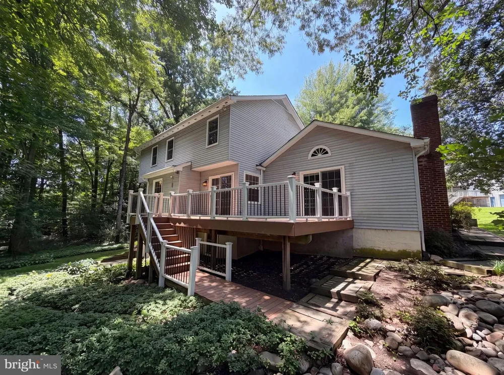4819 POWELL ROAD Fairfax, VA 22032
