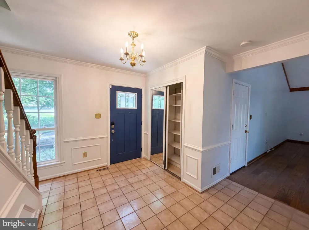 4819 POWELL ROAD Fairfax, VA 22032