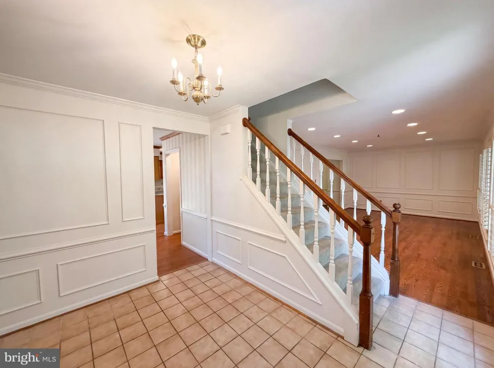 4819 POWELL ROAD Fairfax, VA 22032