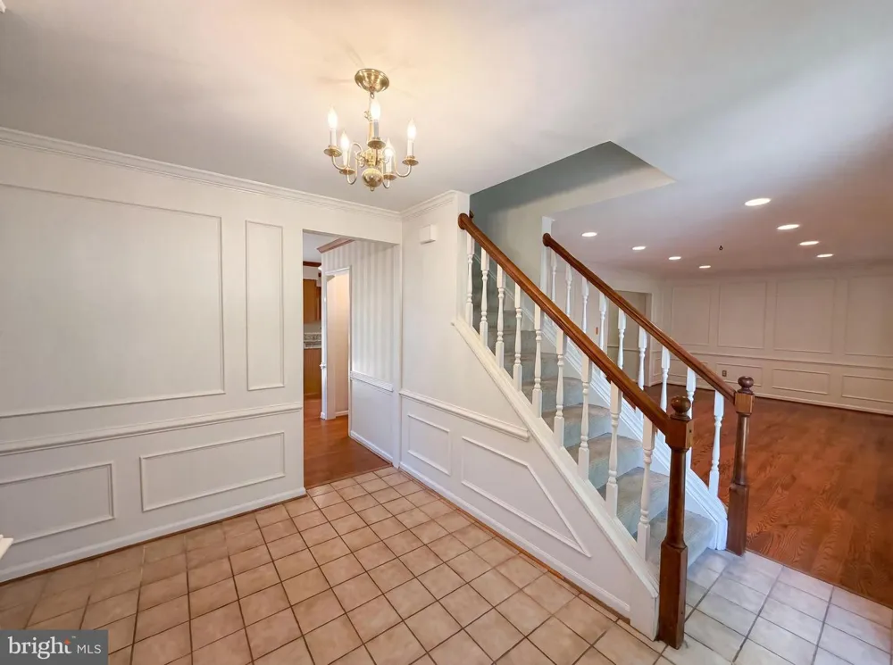 4819 POWELL ROAD Fairfax, VA 22032