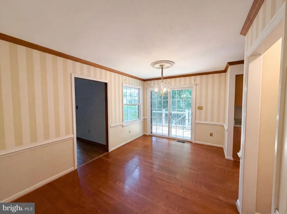 4819 POWELL ROAD Fairfax, VA 22032
