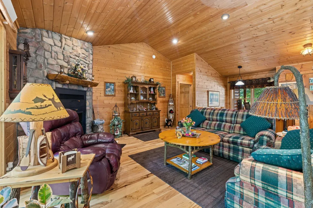 2485 50th Avenue Osceola, WI 54020