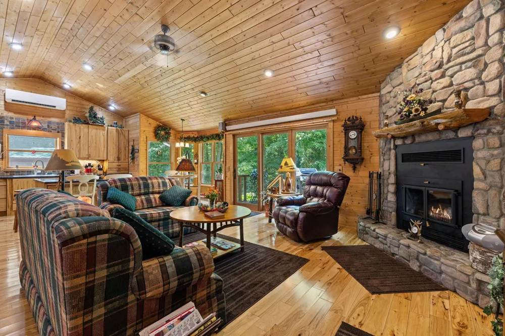 2485 50th Avenue Osceola, WI 54020