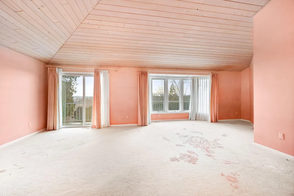 1065 Edgewood Hills Road Orono, MN 55391