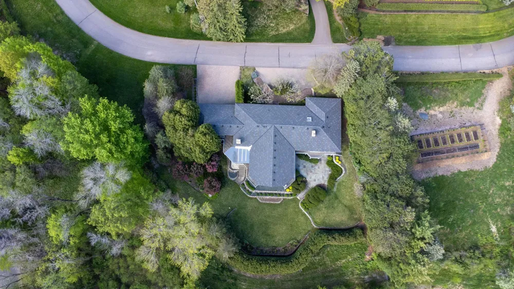 1065 Edgewood Hills Road Orono, MN 55391