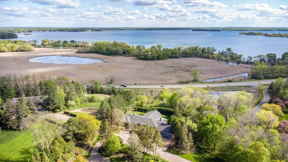 1065 Edgewood Hills Road Orono, MN 55391