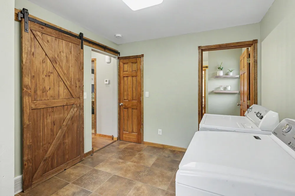 920 Spring Street Luverne, MN 56156
