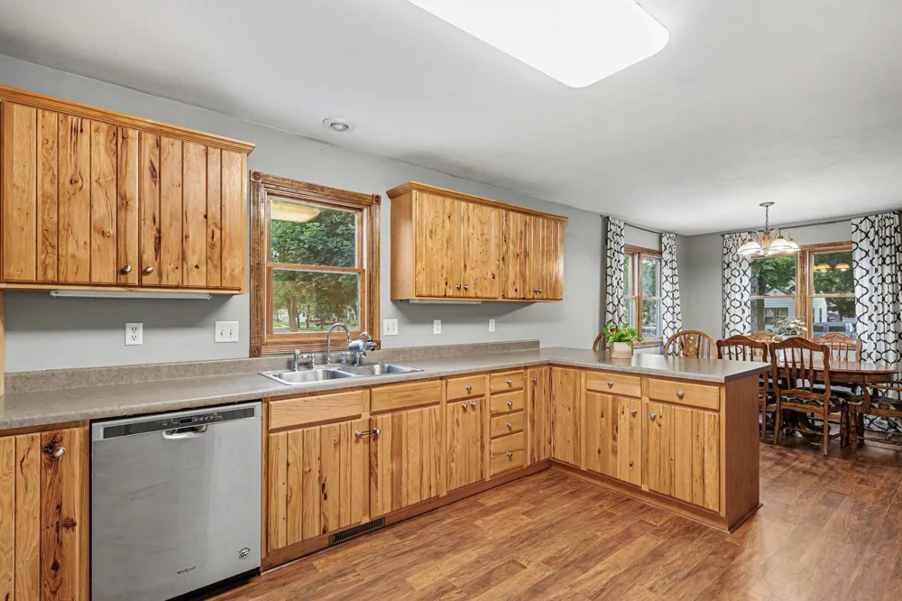 920 Spring Street Luverne, MN 56156