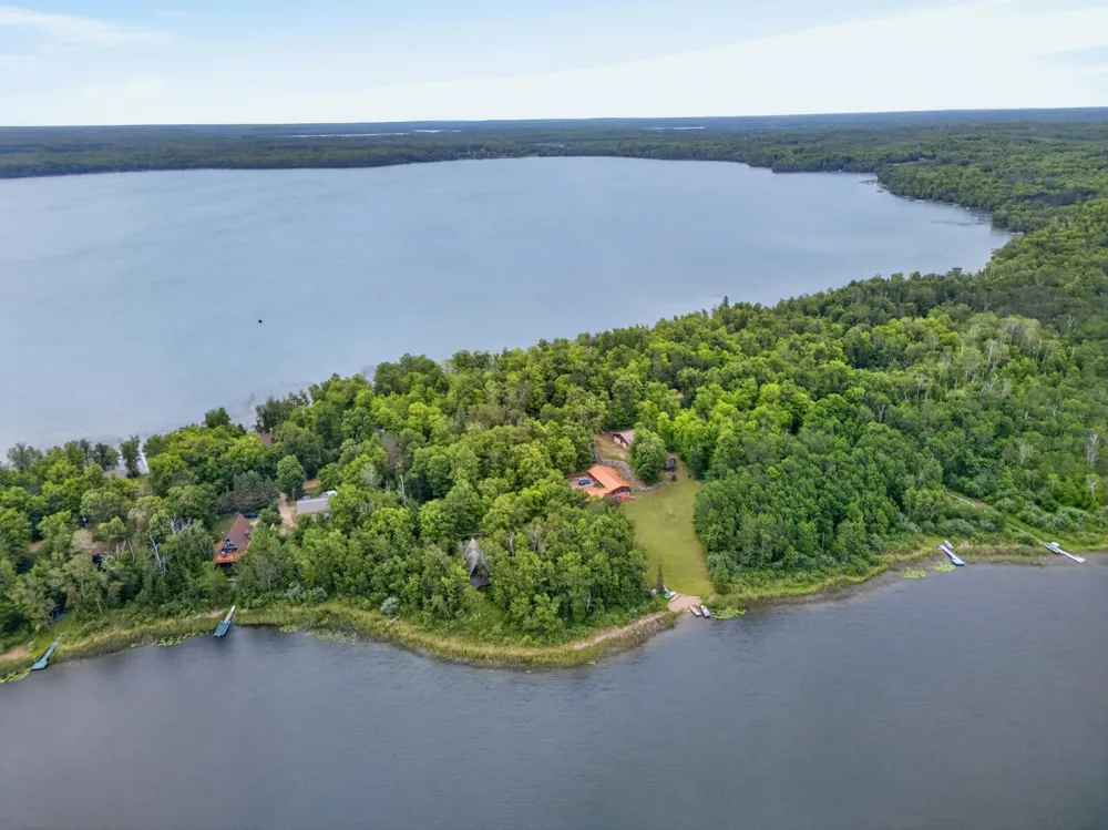 38837 Sissebakwet Shores Road Cohasset, MN 55721