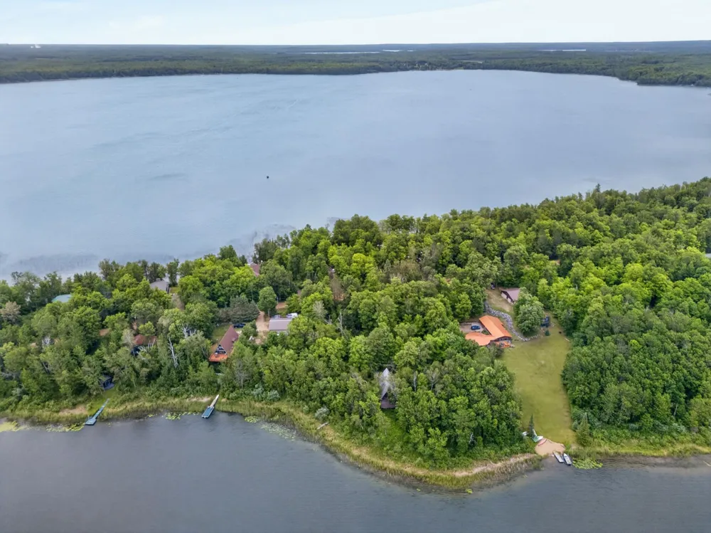 38837 Sissebakwet Shores Road Cohasset, MN 55721