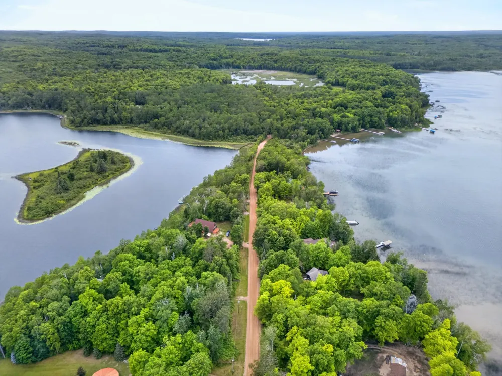 38837 Sissebakwet Shores Road Cohasset, MN 55721