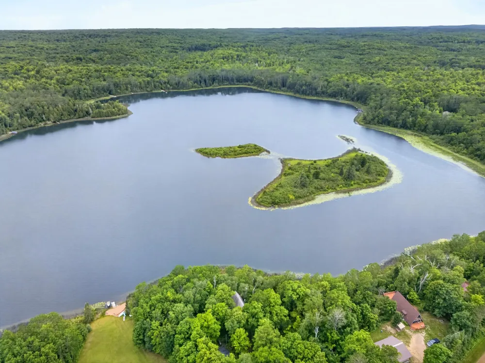 38837 Sissebakwet Shores Road Cohasset, MN 55721
