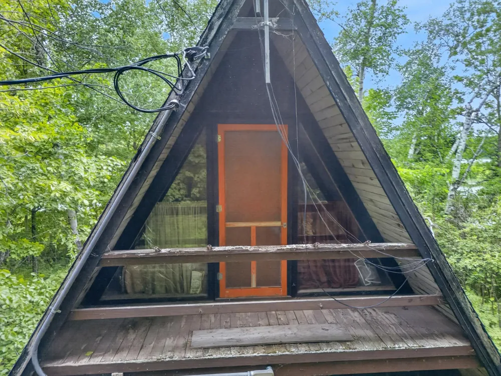 38837 Sissebakwet Shores Road Cohasset, MN 55721