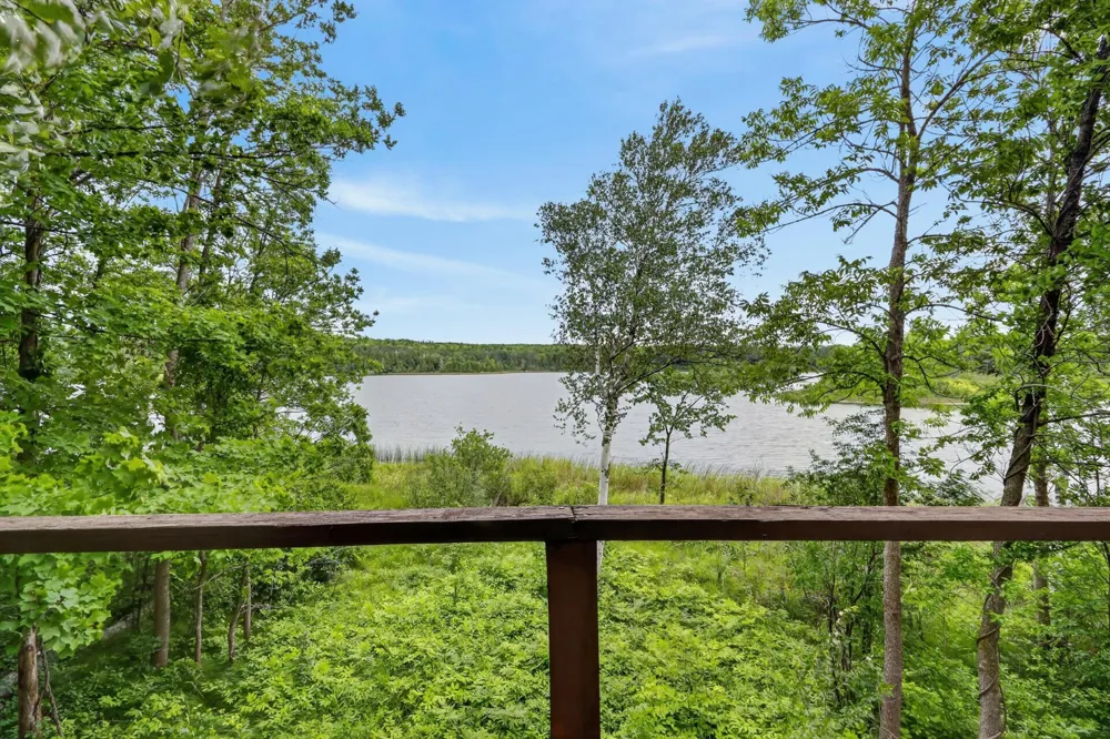 38837 Sissebakwet Shores Road Cohasset, MN 55721