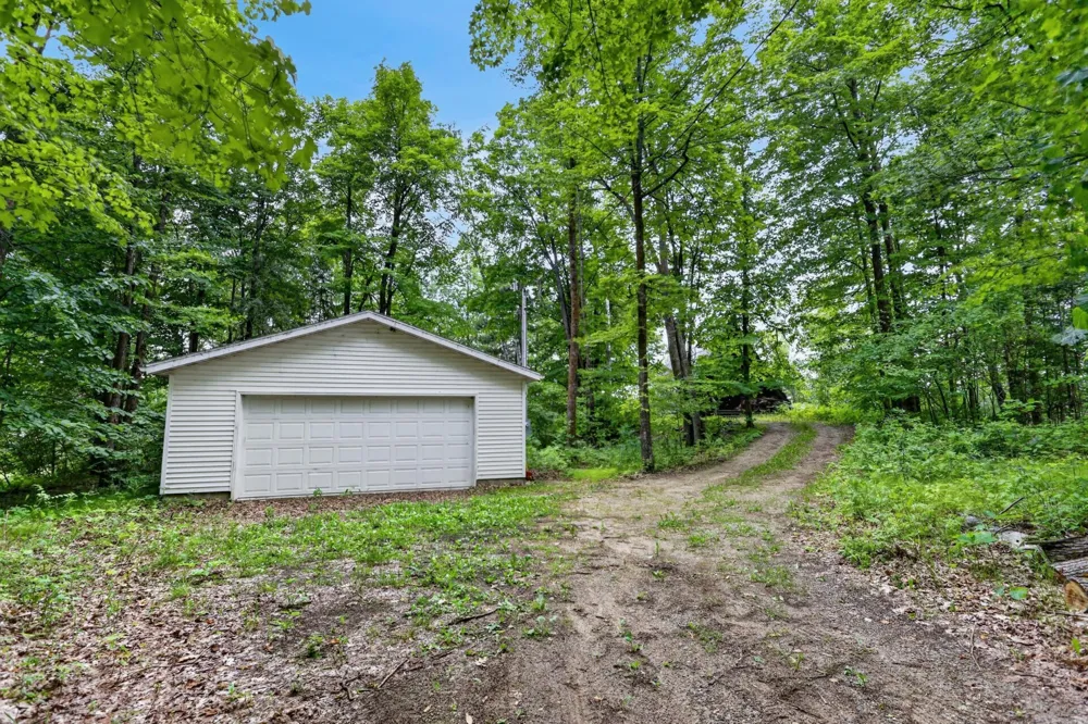 38837 Sissebakwet Shores Road Cohasset, MN 55721