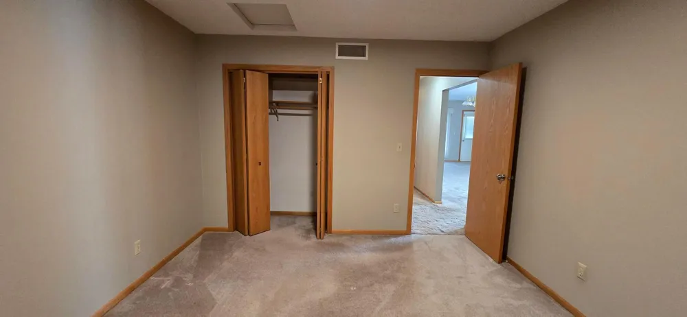 1933 Wilby Road Albert Lea, MN 56007