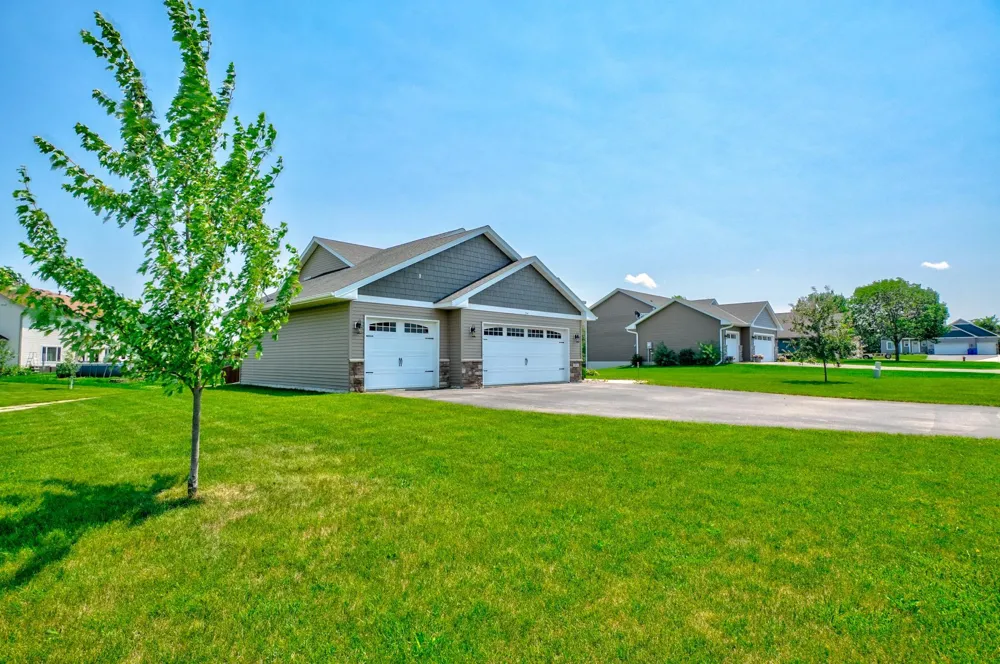 1004 Wyoming Street Roberts, WI 54023