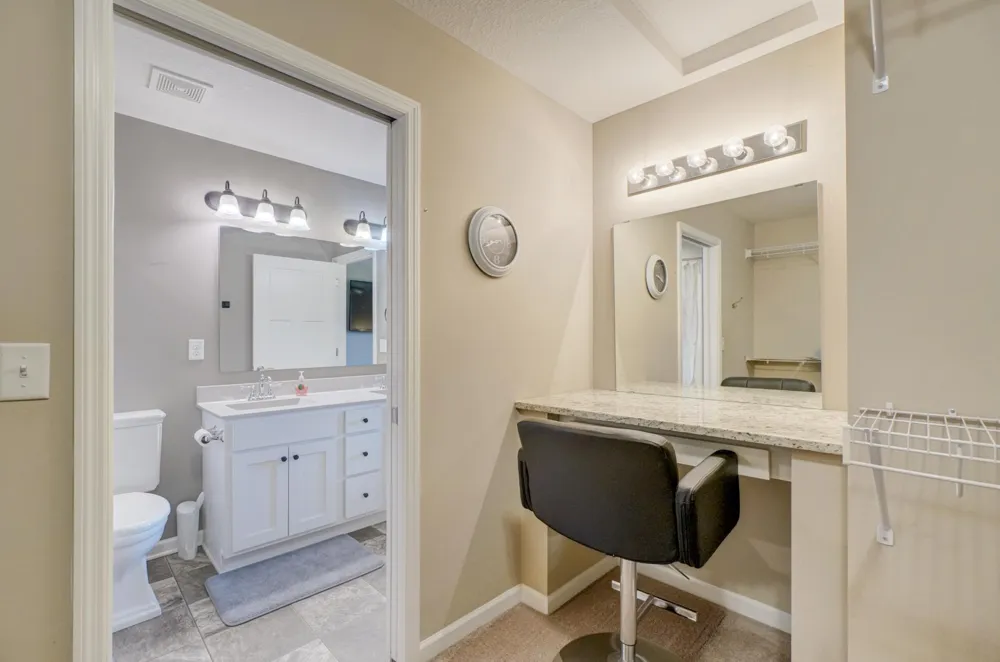 1004 Wyoming Street Roberts, WI 54023