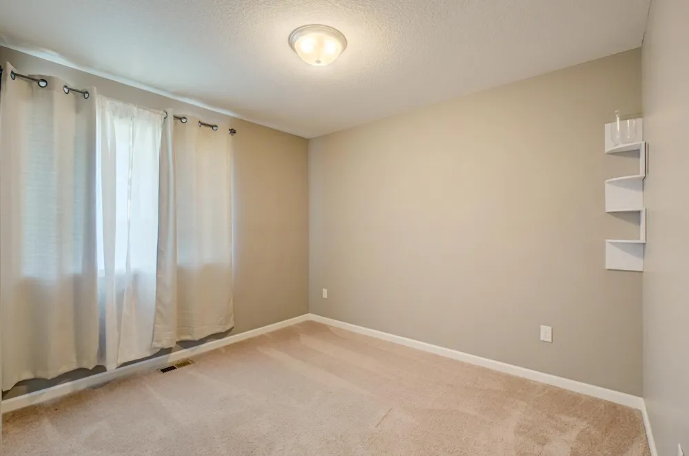 1004 Wyoming Street Roberts, WI 54023