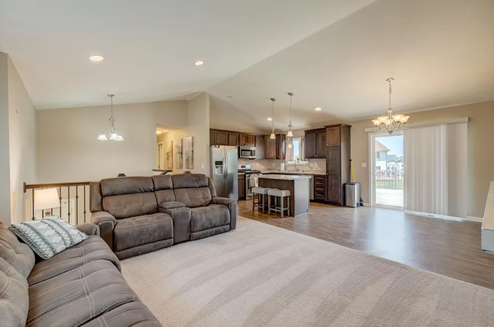 1004 Wyoming Street Roberts, WI 54023