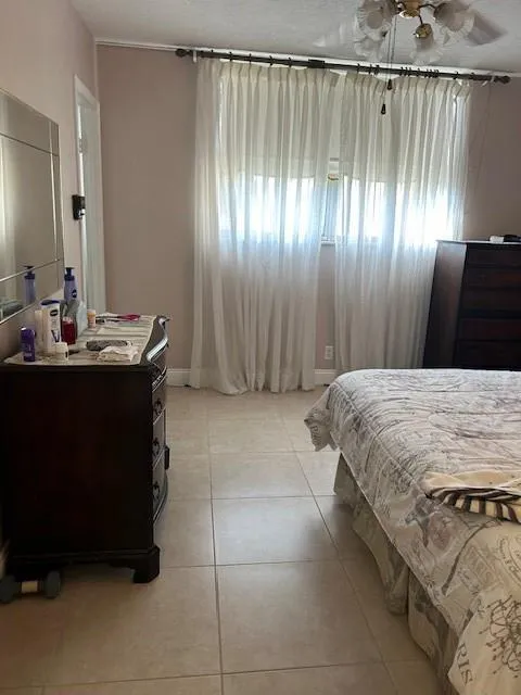 2801 Somerset Dr Drive #209 Lauderdale Lakes, FL 33311