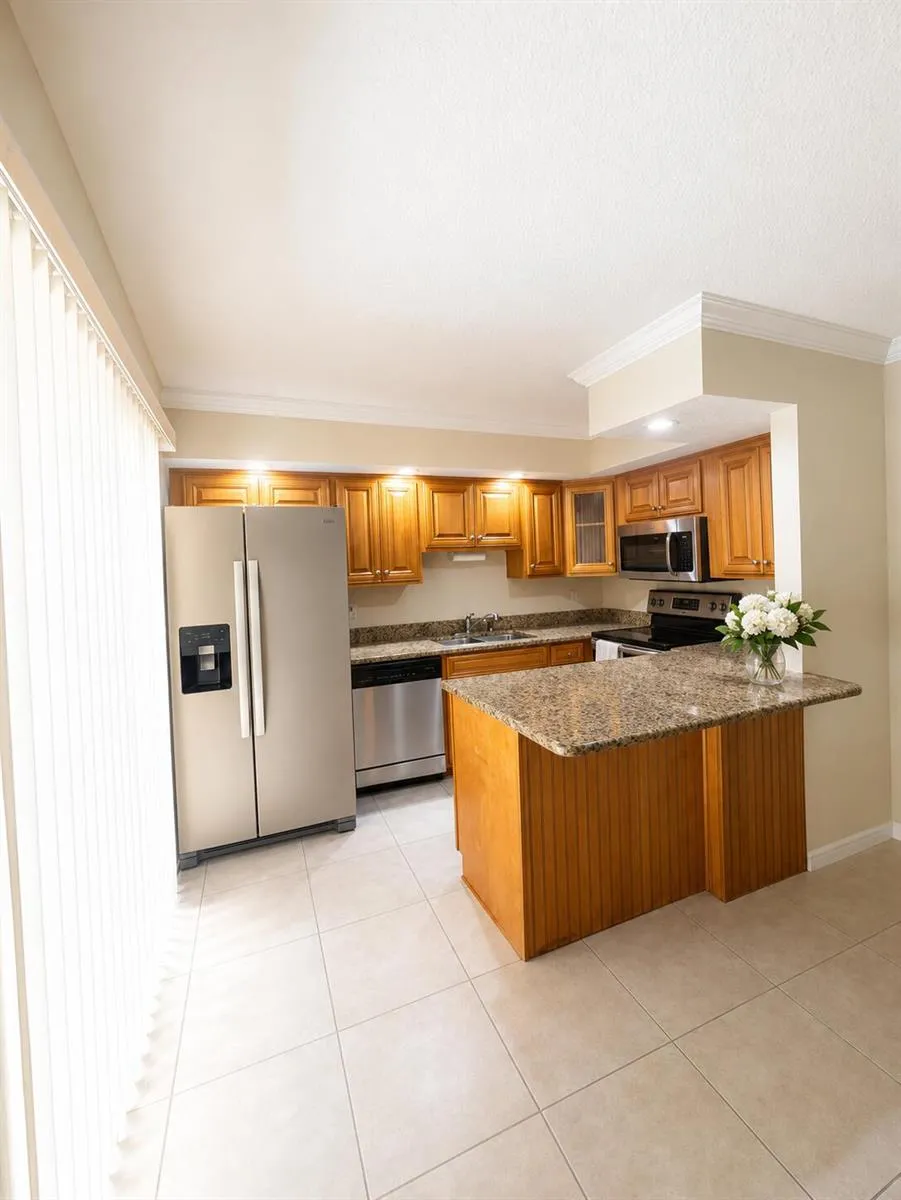 234 Lake Arbor Drive Palm Springs, FL 33461