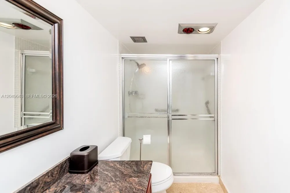 1985 S Ocean Dr #2Q Hallandale Beach, FL 33009