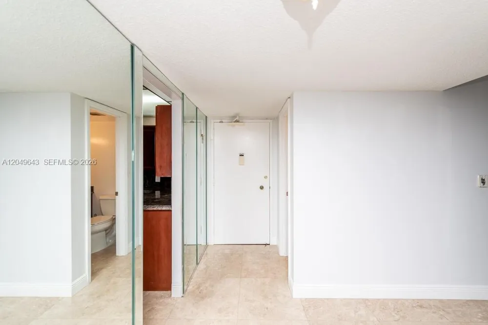 1985 S Ocean Dr #2Q Hallandale Beach, FL 33009
