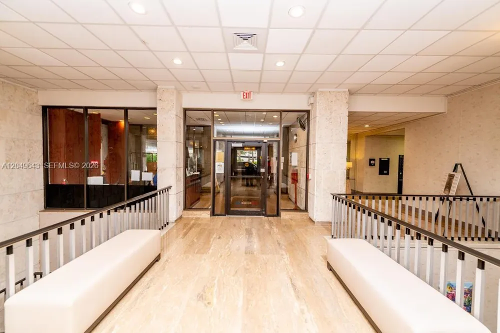 1985 S Ocean Dr #2Q Hallandale Beach, FL 33009