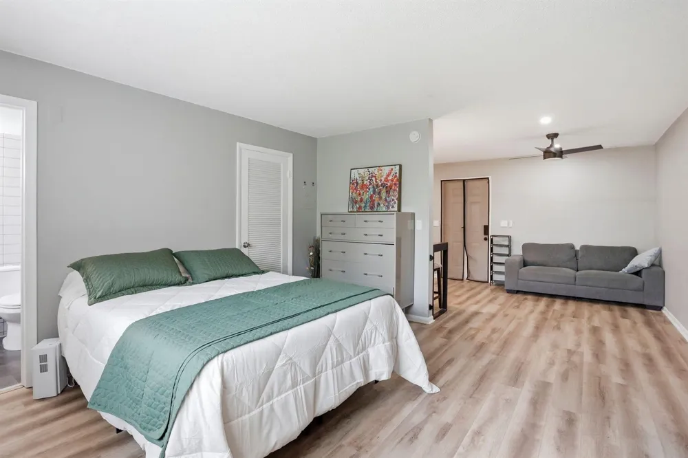1204 S Lake Drive E #3 Lantana, FL 33462