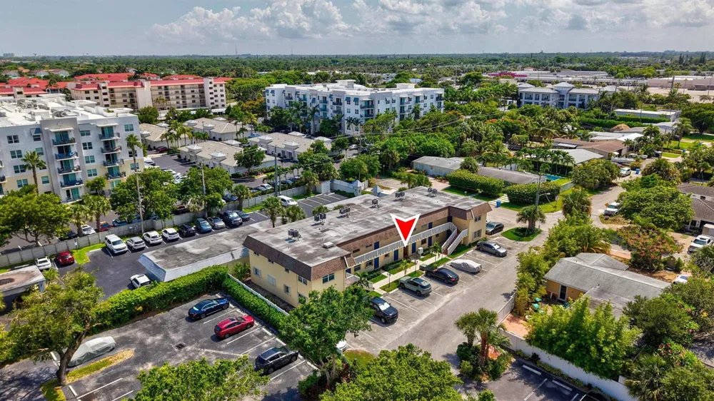 1204 S Lake Drive E #3 Lantana, FL 33462