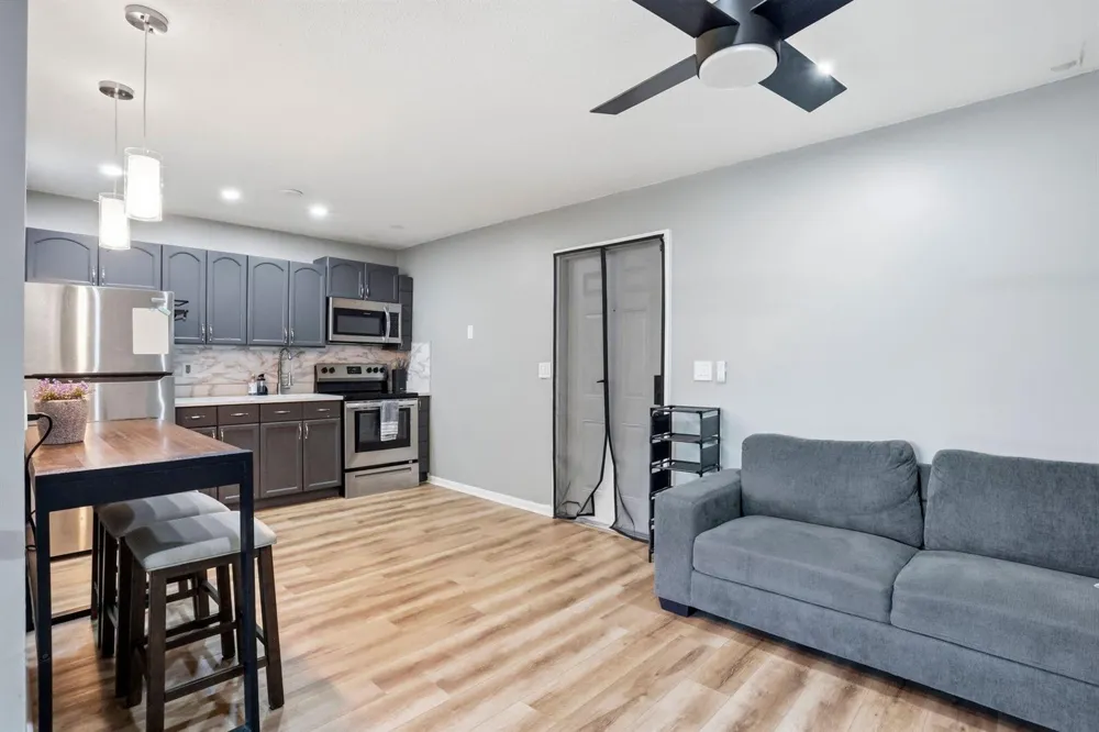1204 S Lake Drive E #3 Lantana, FL 33462