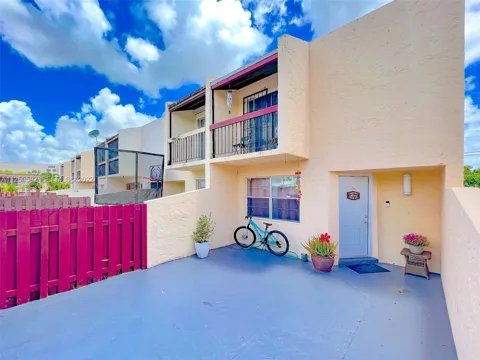 3672 SW 59th Avenue #Unit 7