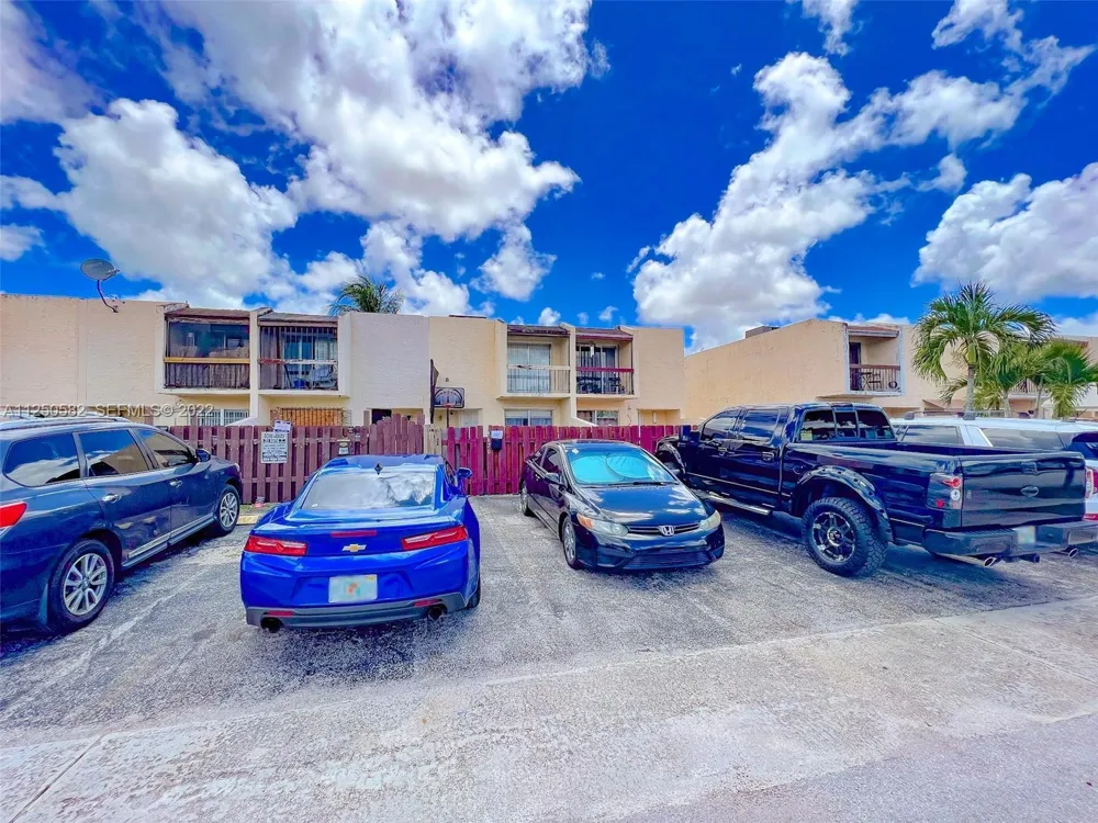 3672 SW 59th Avenue #Unit 7 Davie, FL 33314