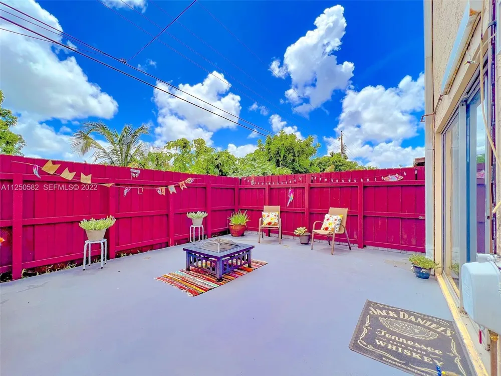 3672 SW 59th Avenue #Unit 7 Davie, FL 33314
