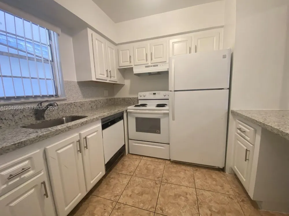 6501 Winfield Blvd #A-53 Margate, FL 33063