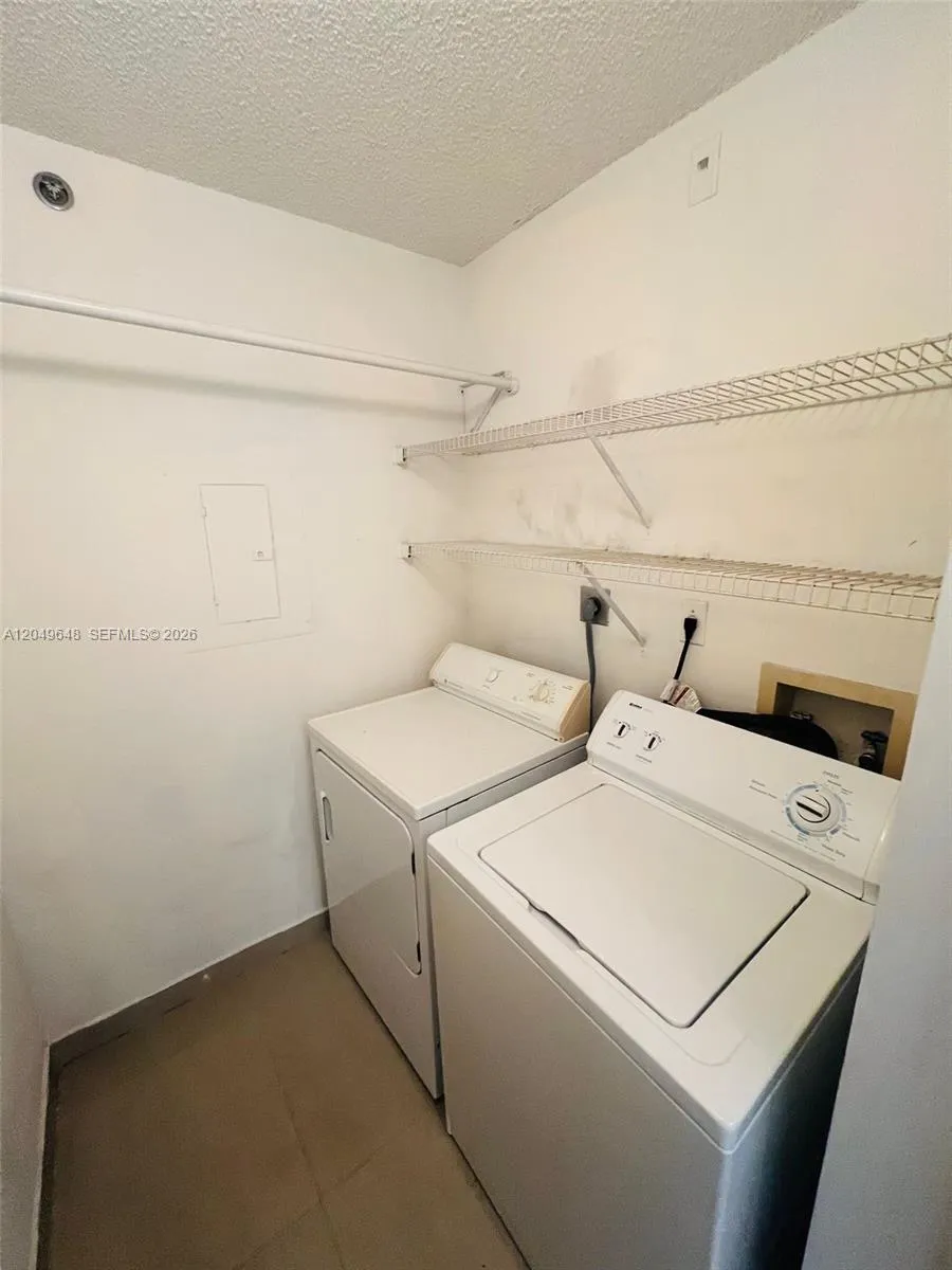 19601 E Country Club Dr #7405 Aventura, FL 33180