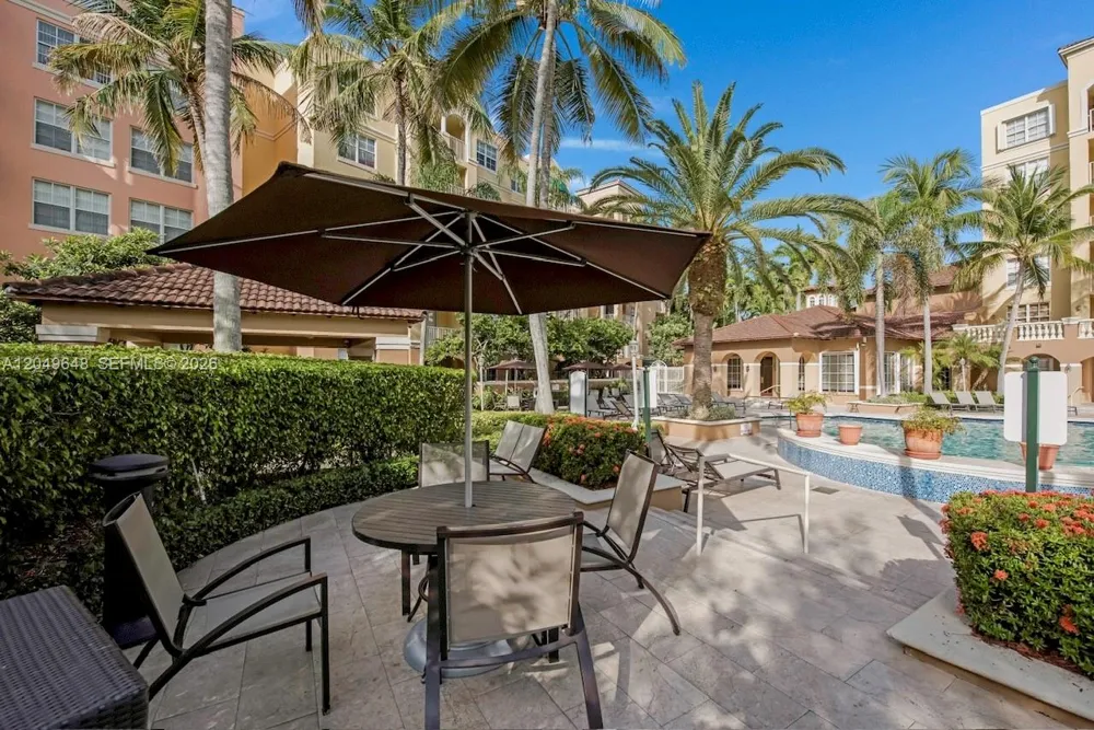 19601 E Country Club Dr #7405 Aventura, FL 33180