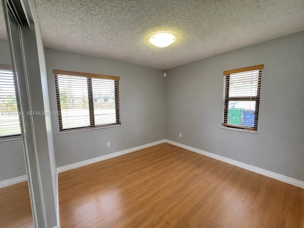 4817 SW 120th Ave Cooper City, FL 33330