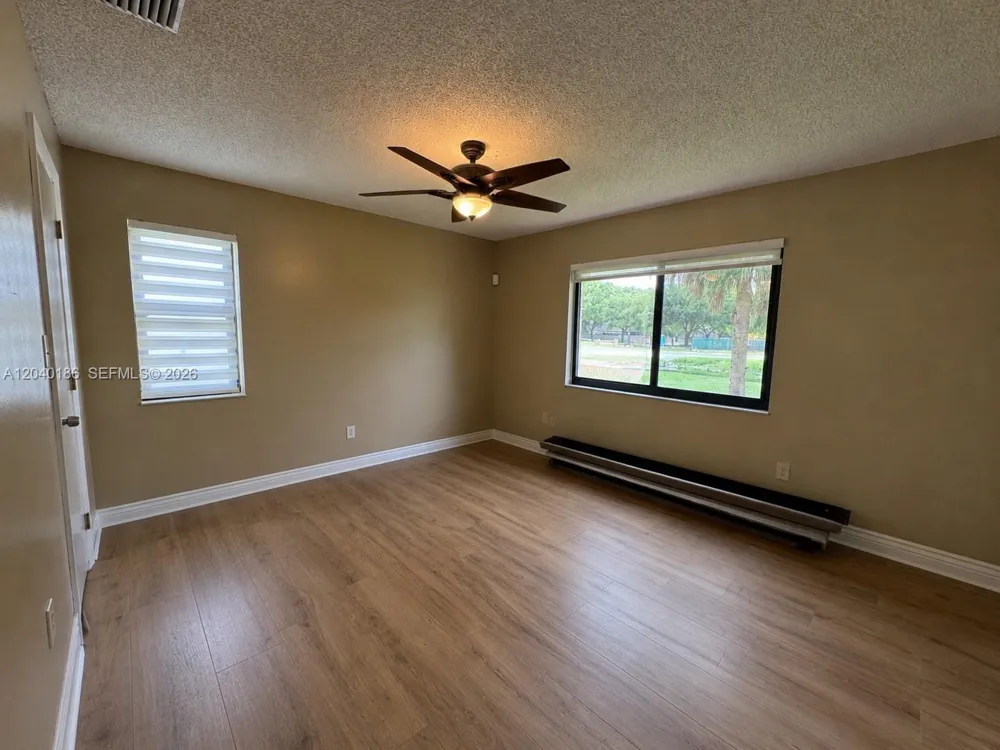4817 SW 120th Ave Cooper City, FL 33330