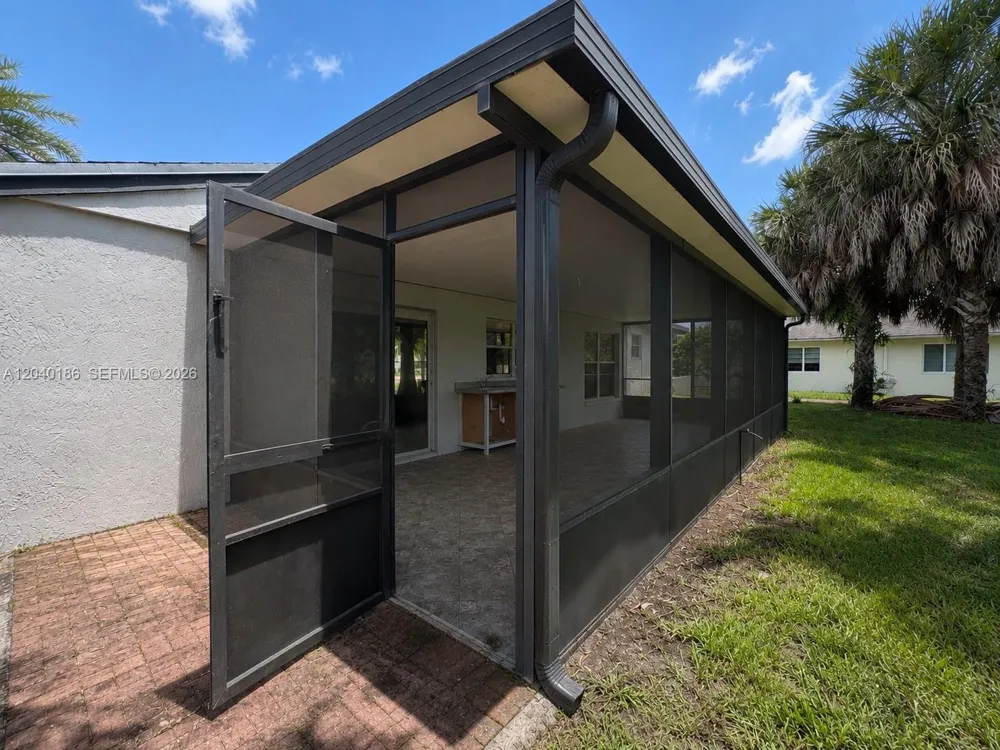 4817 SW 120th Ave Cooper City, FL 33330