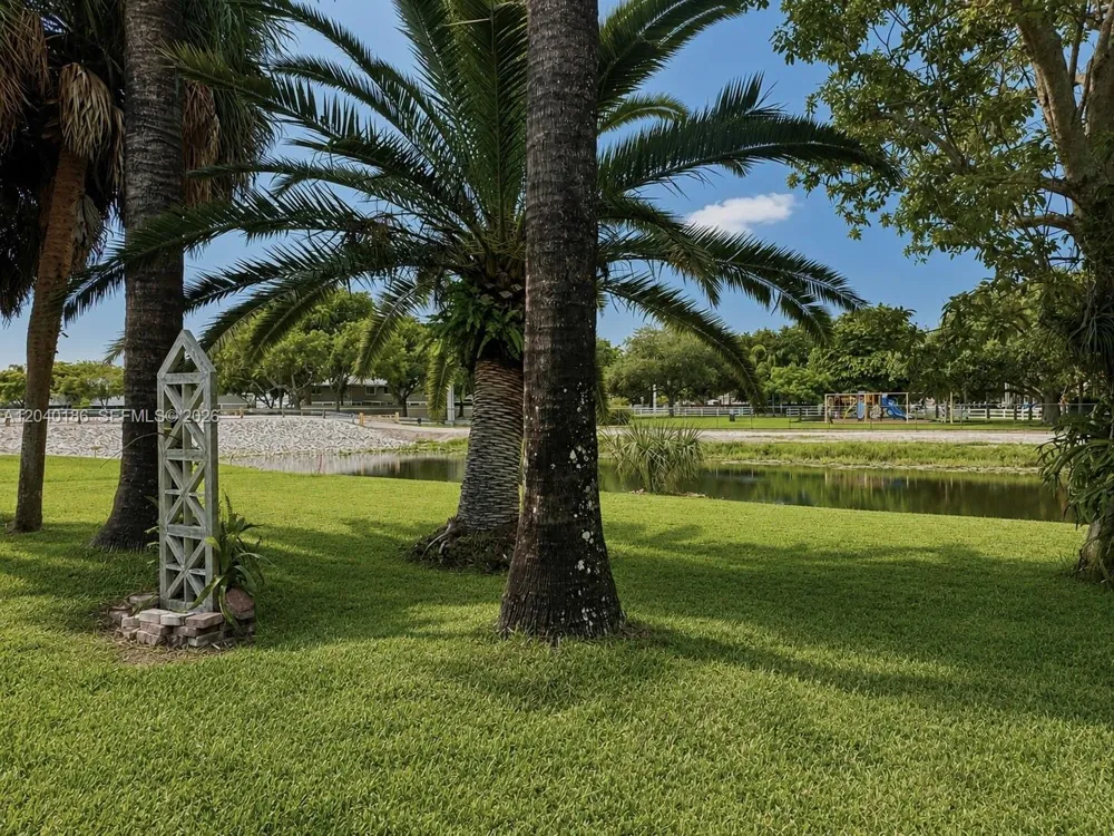 4817 SW 120th Ave Cooper City, FL 33330