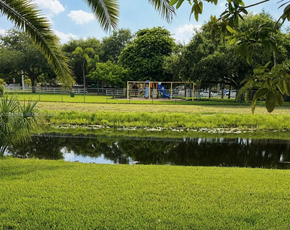 4817 SW 120th Ave Cooper City, FL 33330